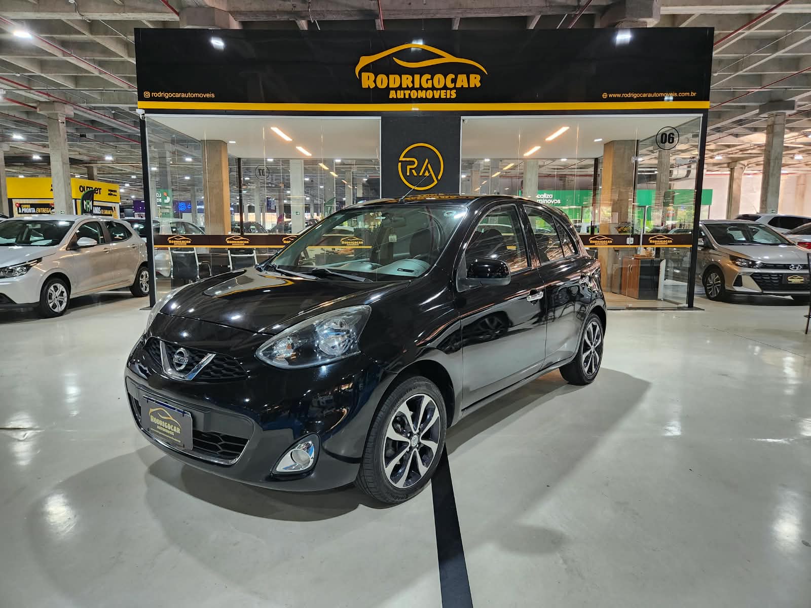 NISSAN